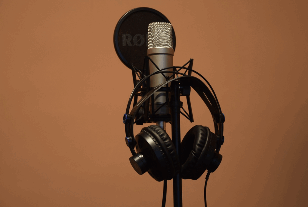 オーディションを開催している主なレーベル会社一覧