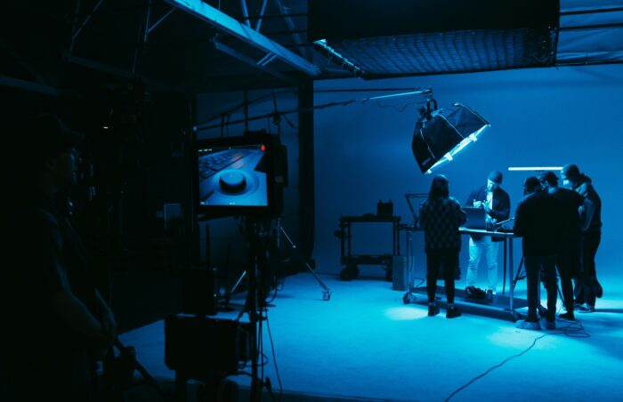 テレビ業界に転職するには？業界の現状や職種・必要なスキルを徹底解説