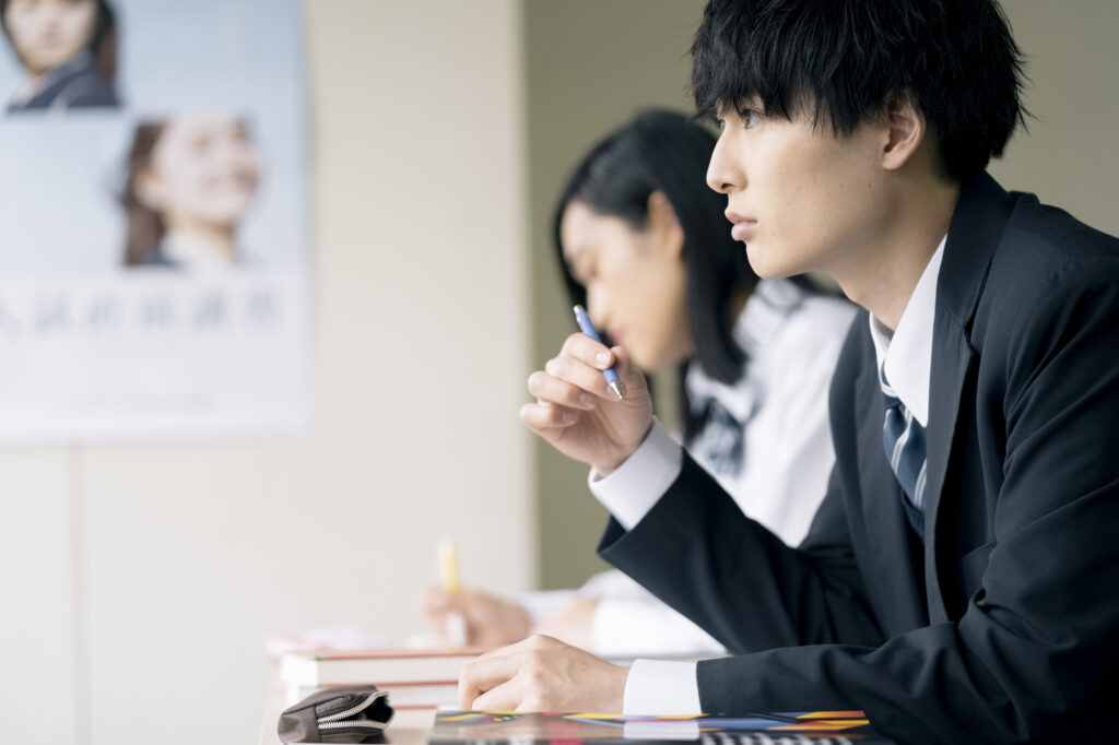 シナリオライターになるには?