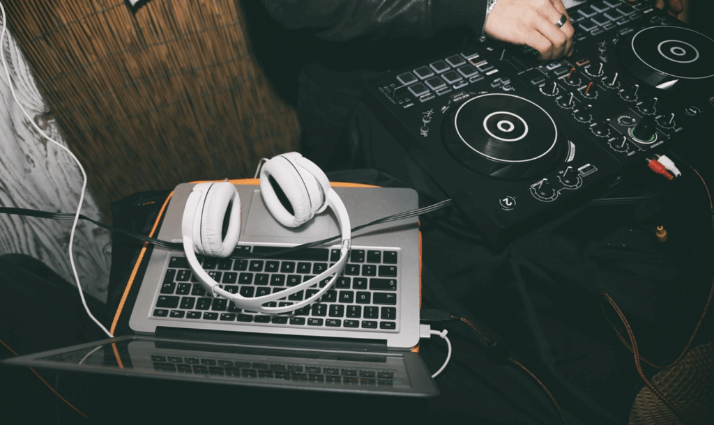 エンタメ分野別・おすすめ資格ガイド