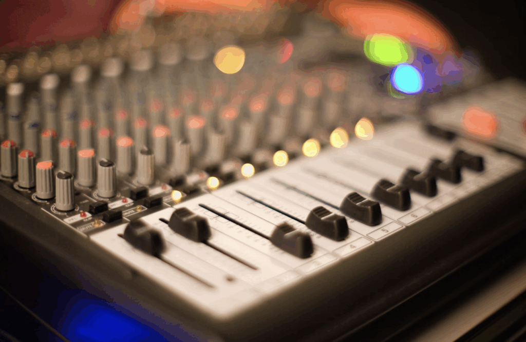 音楽業界の職種一覧を徹底解説！未経験から目指せる仕事やキャリアパスも紹介